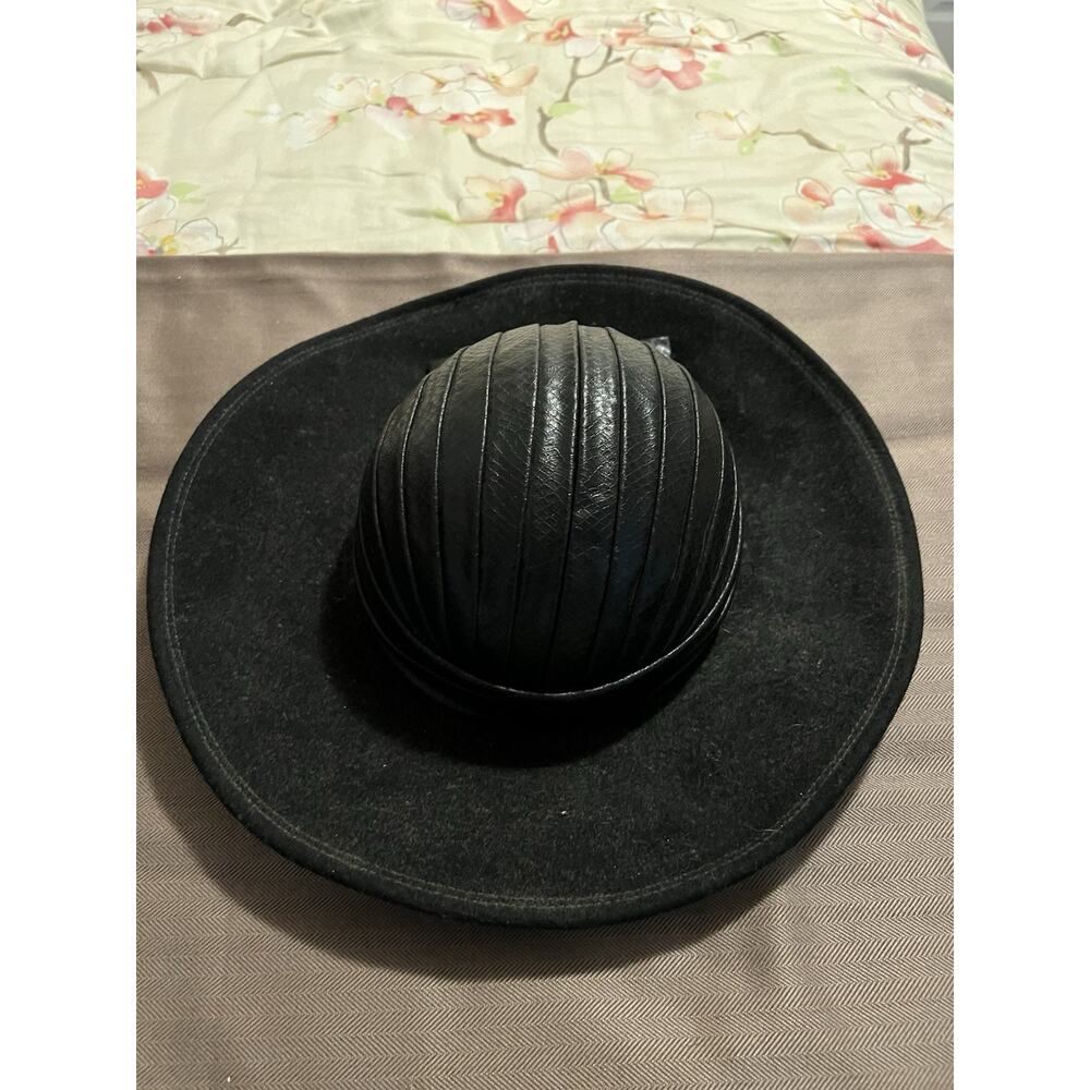 Sandra New York Women’s Hat Formal Church Kentucky Derby 100% Wool Doeskin